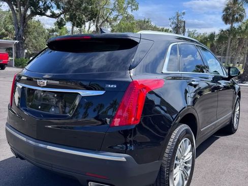 Used 2017 Cadillac XT5 Luxury w/ Driver Awareness Package FWD image 5