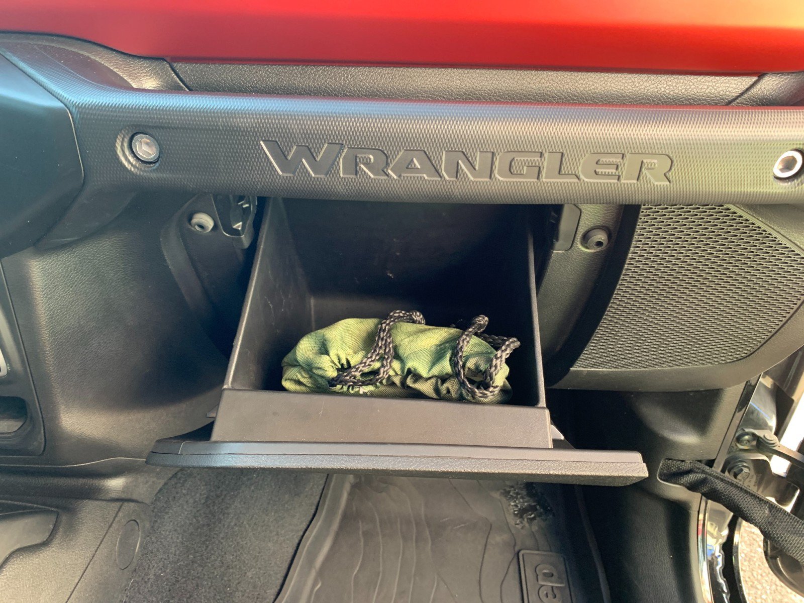 Used 2022 Jeep Wrangler Unlimited Rubicon AWD/4WD image 39