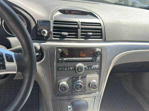 Used 2008 Saturn Aura XE FWD image 11