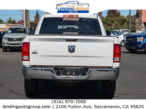 Used 2017 RAM 1500 Classic SLT image 3
