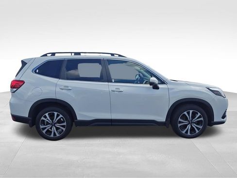 Used 2023 Subaru Forester Limited AWD/4WD image 6