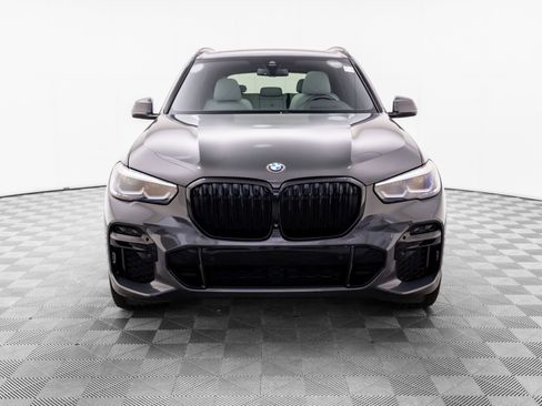 Used 2023 BMW X5 M50i w/ Climate Comfort Package image 9