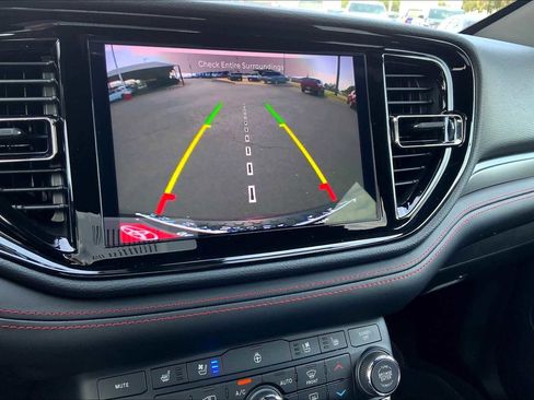 Used 2024 Dodge Durango GT image 26