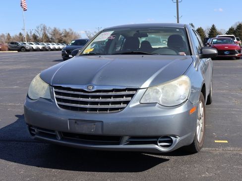 Used 2010 Chrysler Sebring Touring image 12