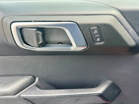 New 2025 Ford Bronco Badlands w/ Sasquatch Package image 11