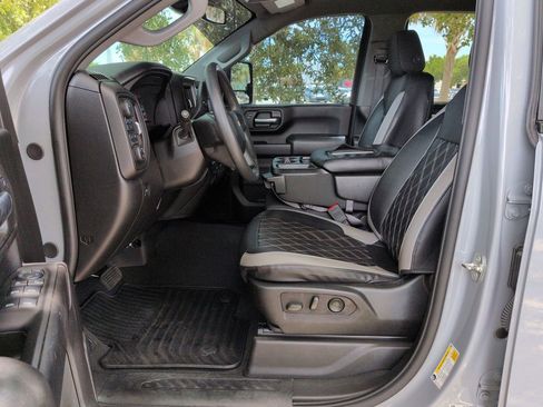 Used 2024 Chevrolet Silverado 2500 Custom w/ Custom Value Package AWD/4WD image 19