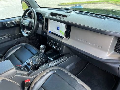 Used 2025 Ford Bronco Outer Banks AWD/4WD image 38