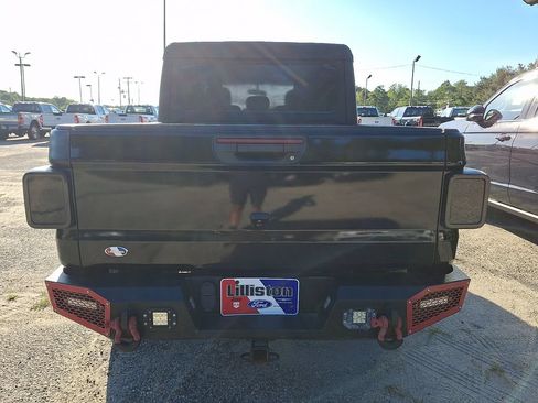Used 2020 Jeep Gladiator Sport AWD/4WD image 5