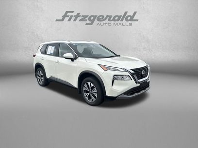 Used 2023 Nissan Rogue SV w/ SV Premium B Package