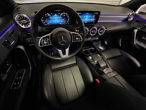 Used 2020 Mercedes-Benz A 220 w/ Premium Package image 38