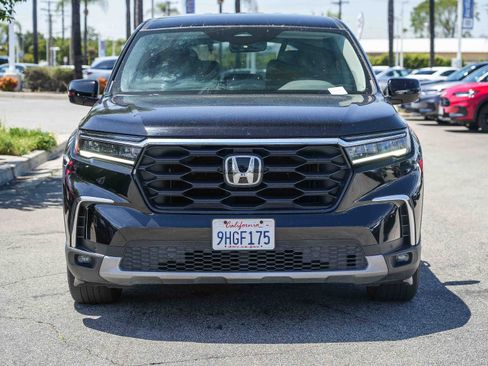 Used 2023 Honda Pilot EX-L image 4