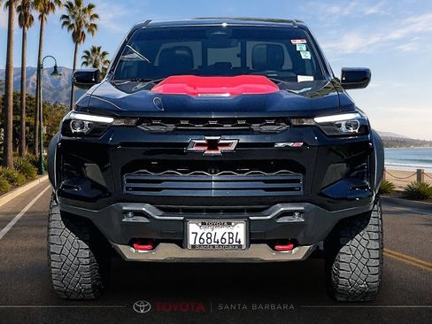 Used 2024 Chevrolet Colorado ZR2 w/ ZR2 Convenience Package III AWD/4WD image 2