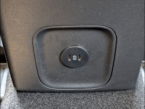 Used 2025 Ford Escape Active AWD/4WD image 35