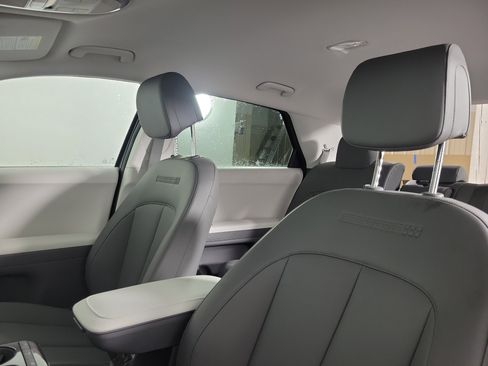 New 2026 Hyundai Ioniq 5 SEL image 27