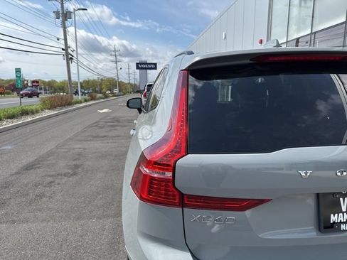 Certified 2025 Volvo XC60 B5 Plus AWD/4WD image 8