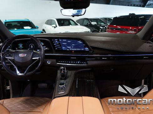 Used 2021 Cadillac Escalade Sport RWD image 31