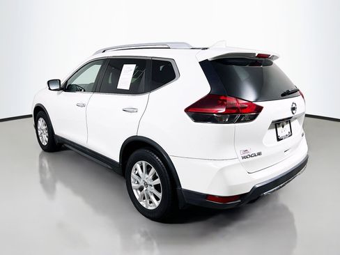 Used 2019 Nissan Rogue S w/ Special Edition Package FWD image 8