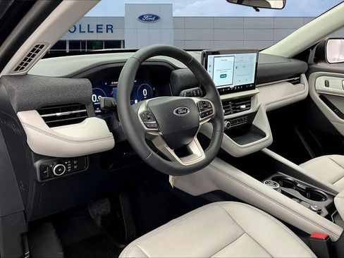 New 2026 Ford Explorer Active w/ Active Comfort Package image 7