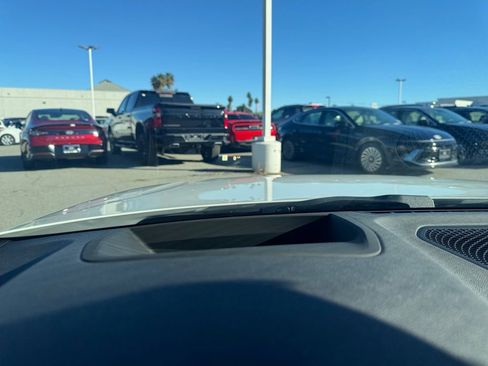 Used 2023 BMW M440i Coupe w/ Premium Package image 25