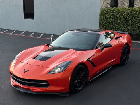 Used 2016 Chevrolet Corvette Stingray Coupe w/ 3LT Preferred Equipment Group image 10