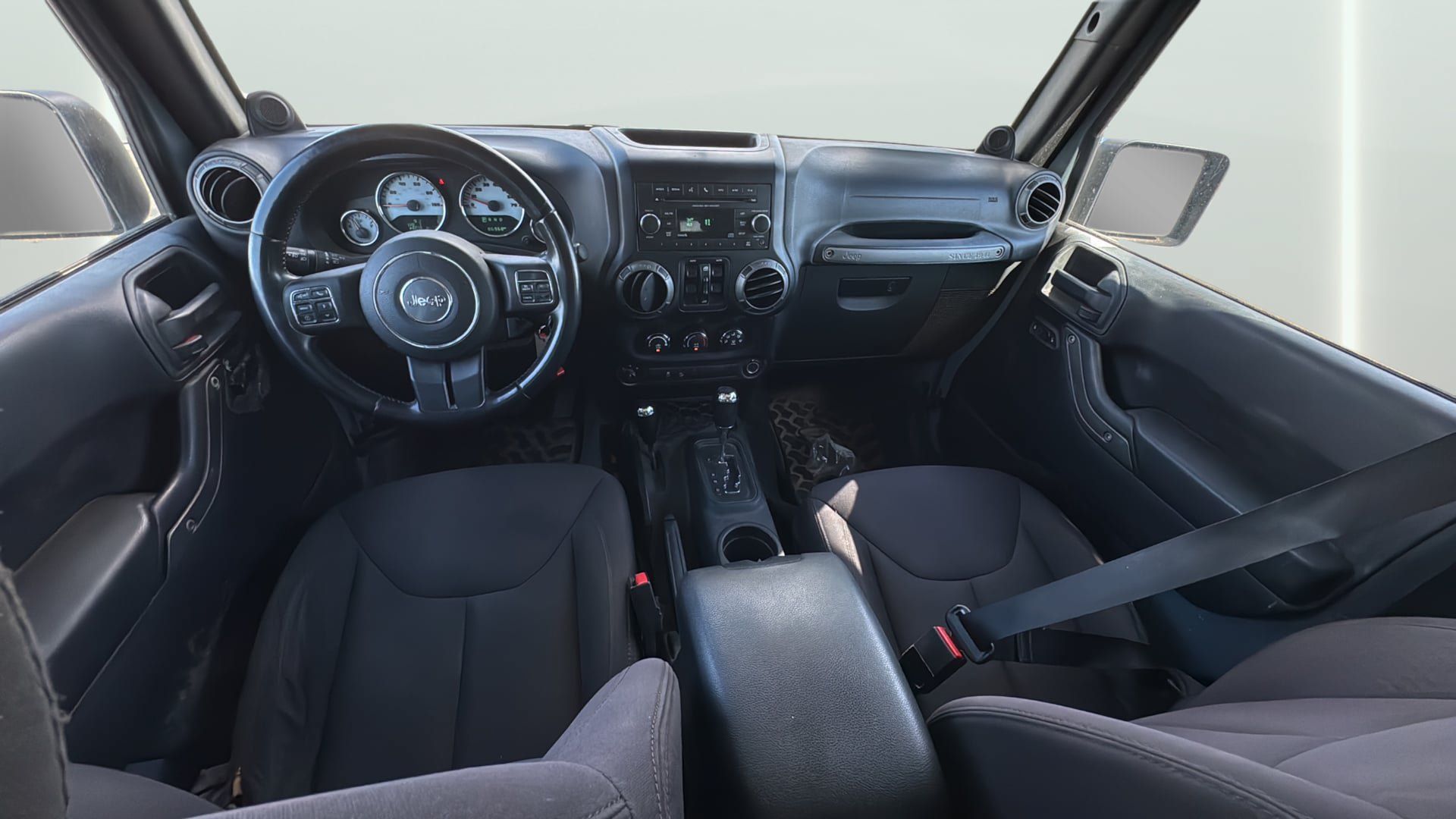 Used 2014 Jeep Wrangler Unlimited Sport w/ Power Convenience Group AWD/4WD image 32