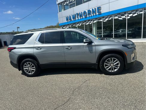 Used 2023 Chevrolet Traverse LT w/ LPO, Floor Liner Package AWD/4WD image 4