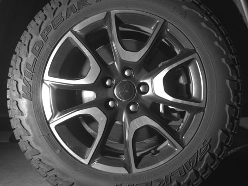Used 2025 Jeep Compass Trailhawk AWD/4WD image 13
