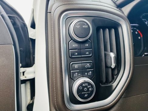 Used 2020 GMC Sierra 1500 SLT image 32