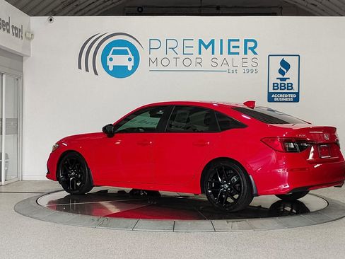 Used 2024 Honda Civic Sport image 3