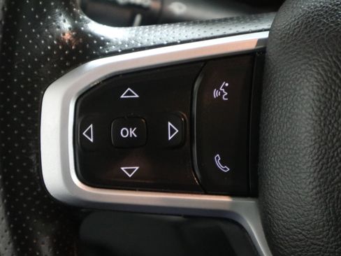 Used 2023 RAM 2500 Big Horn image 27