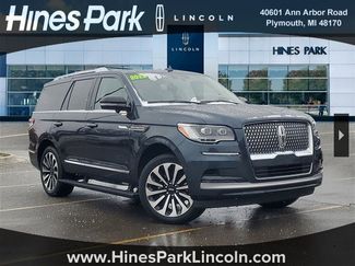 Used 2022 Lincoln Navigator Reserve video 1