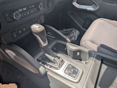 New 2026 Nissan Frontier SV w/ All-Weather Content Package AWD/4WD image 23