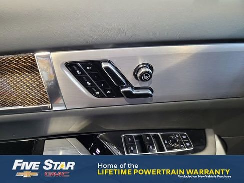 New 2026 Cadillac Vistiq Luxury w/ LPO, Floor Liner Package AWD/4WD image 28