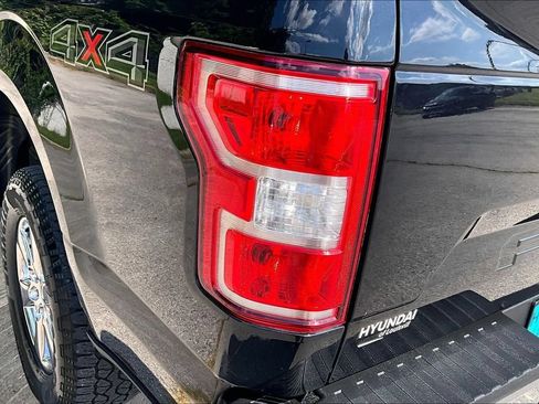 Used 2020 Ford F150 XLT w/ Equipment Group 302A Luxury AWD/4WD image 34