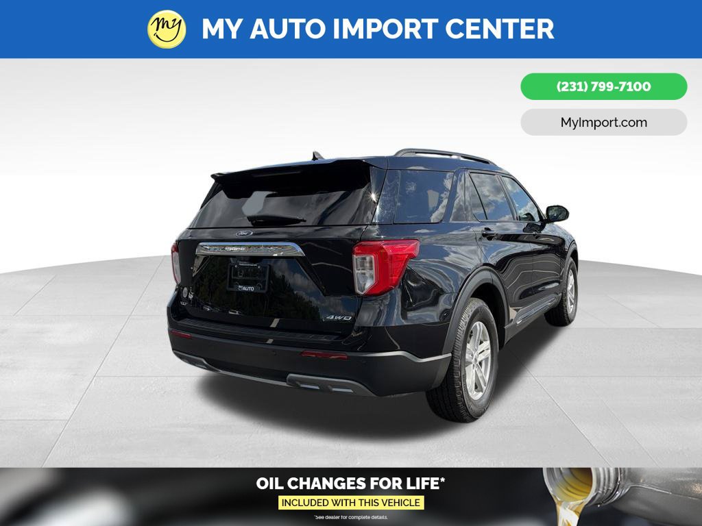 Used 2021 Ford Explorer XLT w/ Equipment Group 202A AWD/4WD image 7