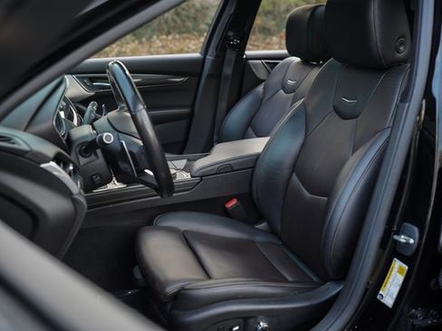 Used 2023 Cadillac CT5 V w/ Premium Package image 22