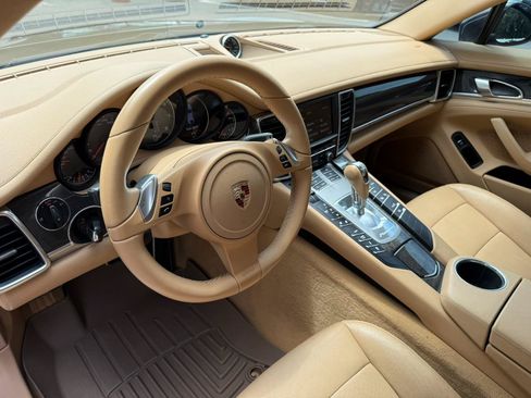Used 2010 Porsche Panamera 4S AWD/4WD image 29
