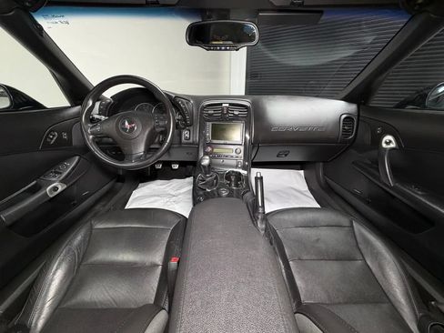 Used 2013 Chevrolet Corvette Coupe w/ 3LT Preferred Equipment Group RWD image 15