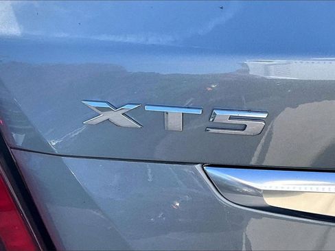 Certified 2025 Cadillac XT5 Premium Luxury image 24