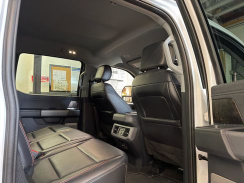 Used 2024 Ford F250 Lariat w/ Lariat Ultimate Package image 27