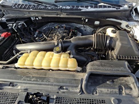 Used 2021 Ford Expedition Limited image 28