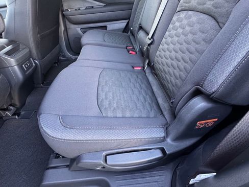 New 2026 Nissan Pathfinder SV image 12