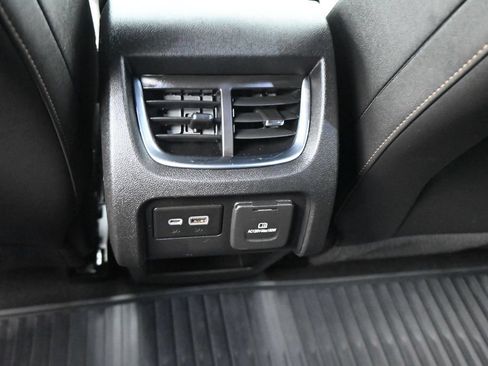 Used 2019 Chevrolet Blazer Premier w/ Sun and Wheels Package AWD/4WD image 17