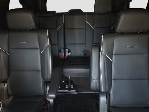 Used 2022 Cadillac Escalade Sport w/ Touring Package AWD/4WD image 12