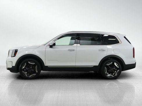 Used 2025 Kia Telluride S image 2