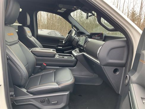 New 2026 Ford Expedition Tremor image 12