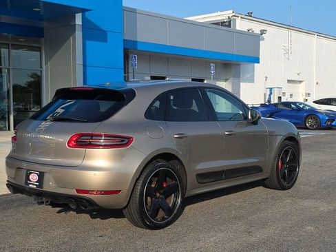 Used 2016 Porsche Macan Turbo AWD/4WD image 7
