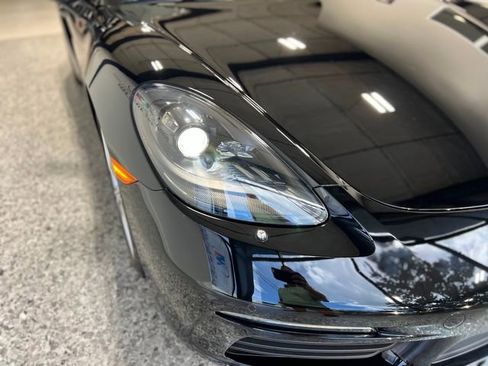 Used 2020 Porsche 718 Cayman S w/ Sport Chrono Package image 38