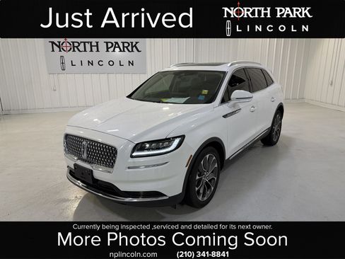 Used 2023 Lincoln Nautilus Reserve w/ Luxury Package image 1
