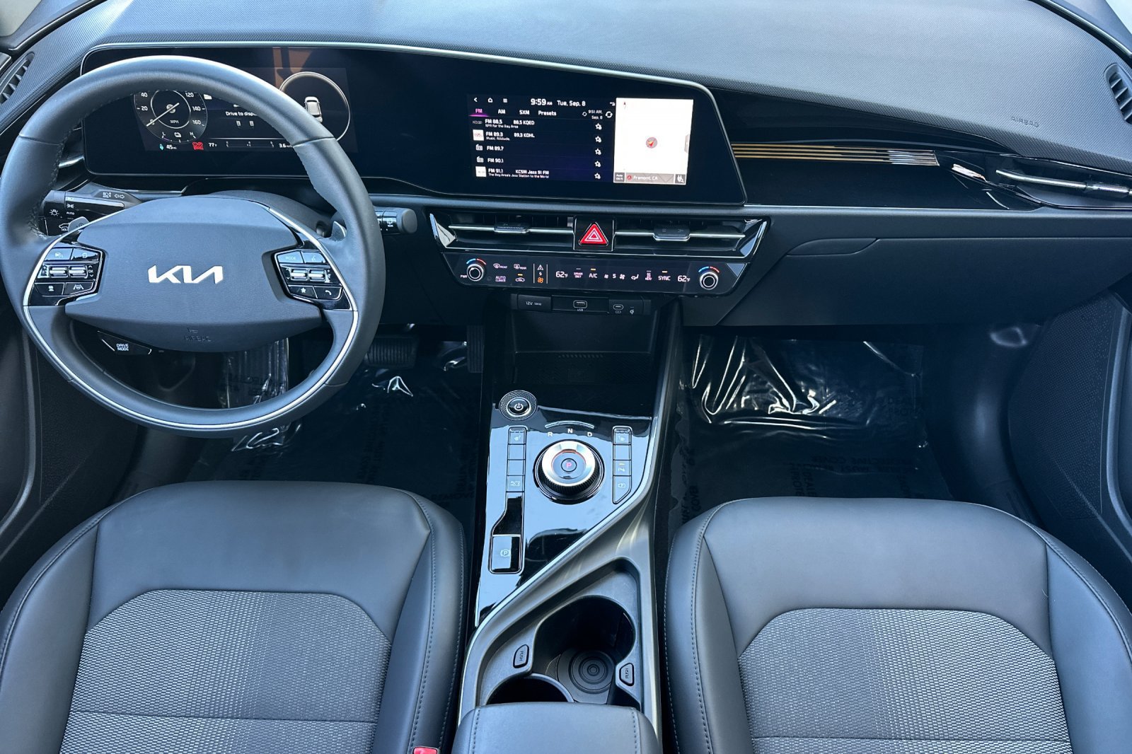 Used 2023 Kia Niro Wind FWD image 15